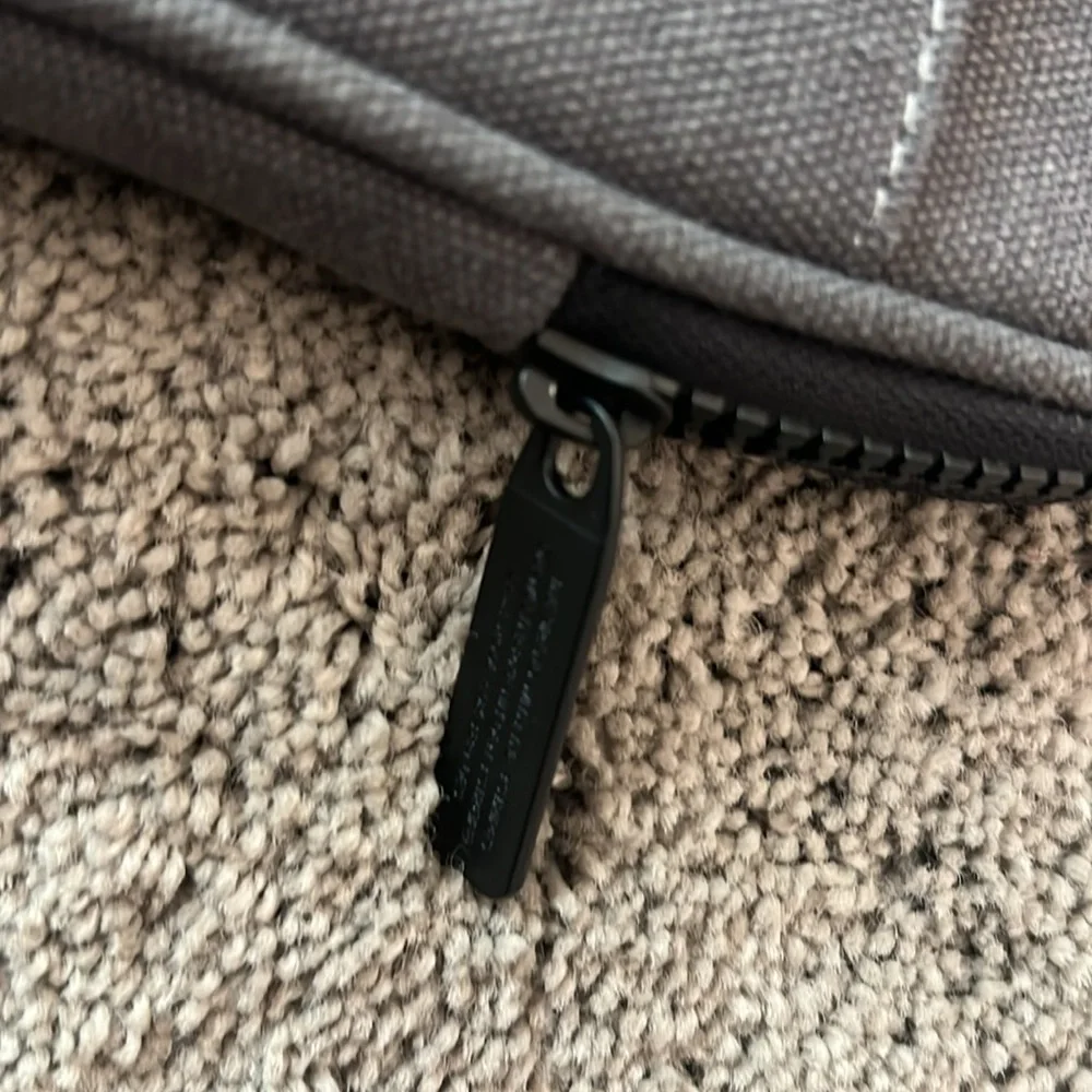 Adidas NMD Pouch NWT - Picture 6 of 7